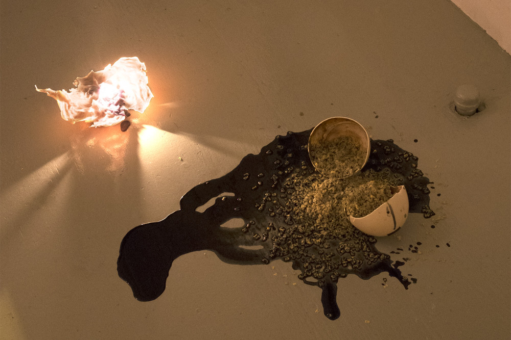 Gest's Candle, 2016 Installation view 